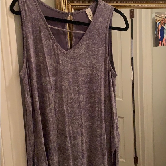 Super cute grey tank - Picture 1 of 2